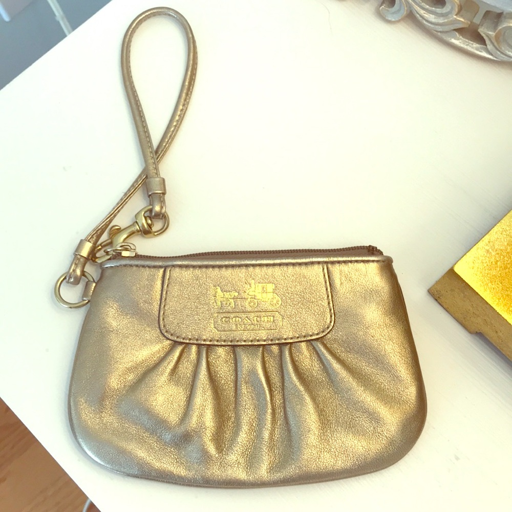 NWOT Coach Wristlet